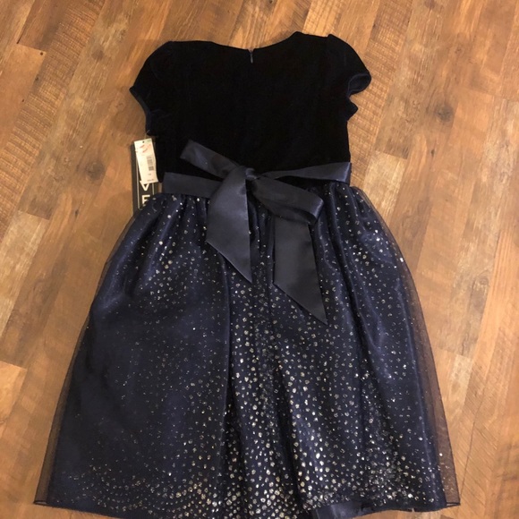 NWT Girls dress - Picture 2 of 4